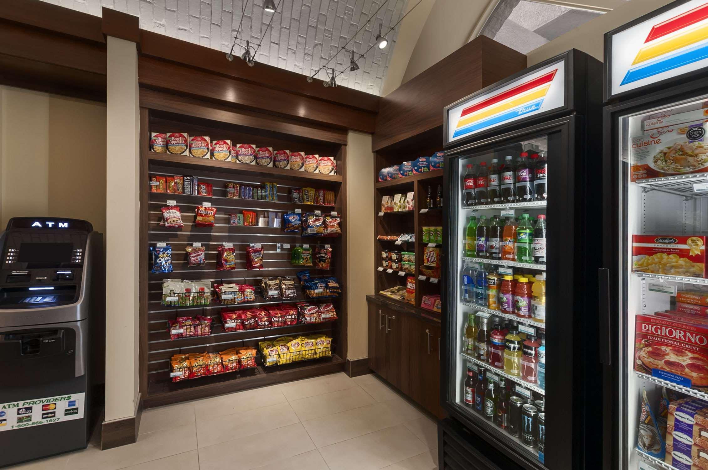 Embassy Suites By Hilton Dallas Market Center Fasiliteter bilde