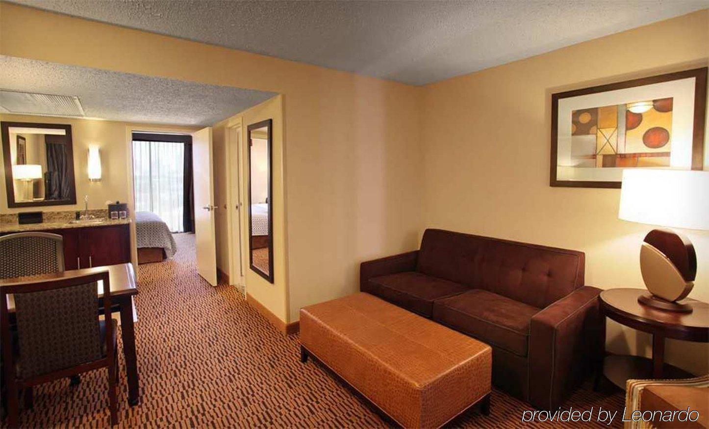 Embassy Suites By Hilton Dallas Market Center Rom bilde